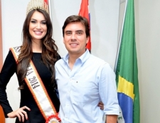 Visita da Miss Marília 2014